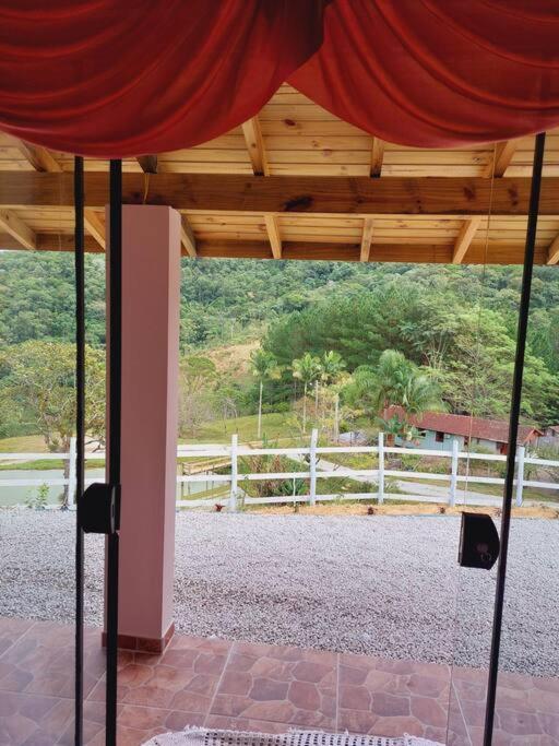 Cabana Recanto Do Arruda Para Casal Em Aguas Mornas Ngoại thất bức ảnh