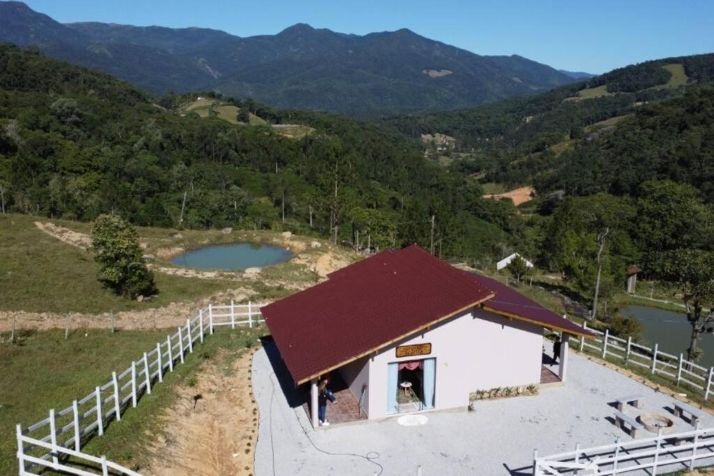 Cabana Recanto Do Arruda Para Casal Em Aguas Mornas Ngoại thất bức ảnh