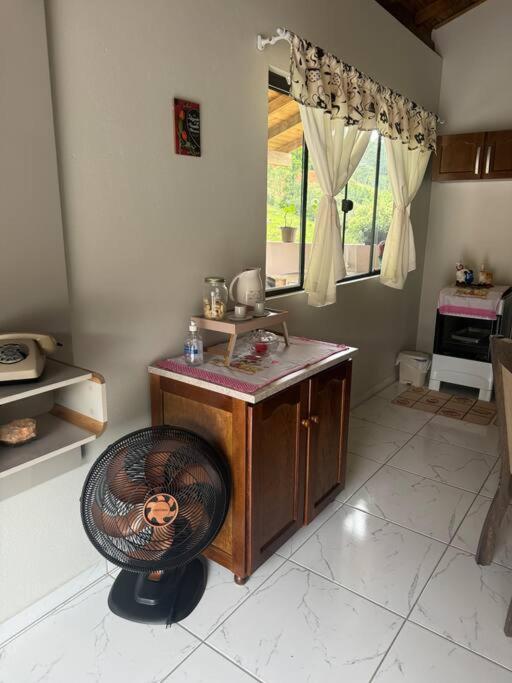 Cabana Recanto Do Arruda Para Casal Em Aguas Mornas Ngoại thất bức ảnh